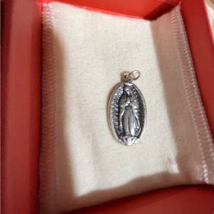 James Avery ..Charm Virgencita